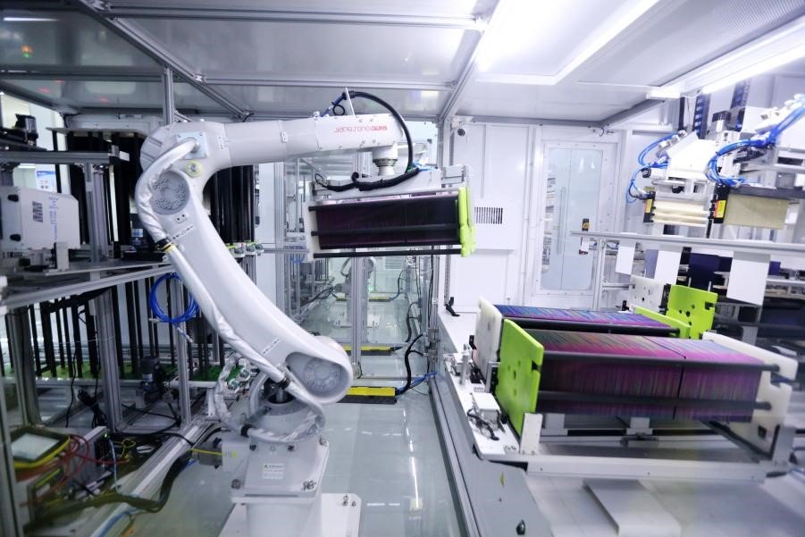 China's robot industry doubles revenue in five years