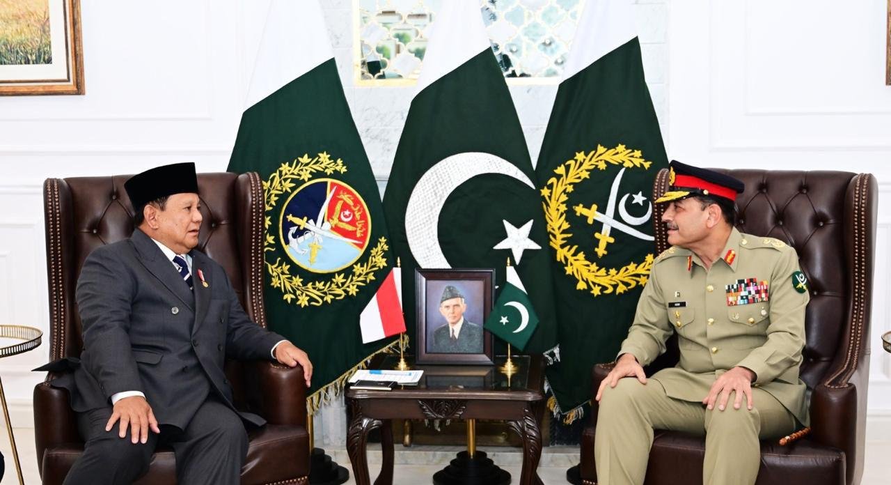 Asim Munir leads high-impact defence talks with Indonesian president on regional security 8 asim munir meets indonesian president to discuss defence cooperation