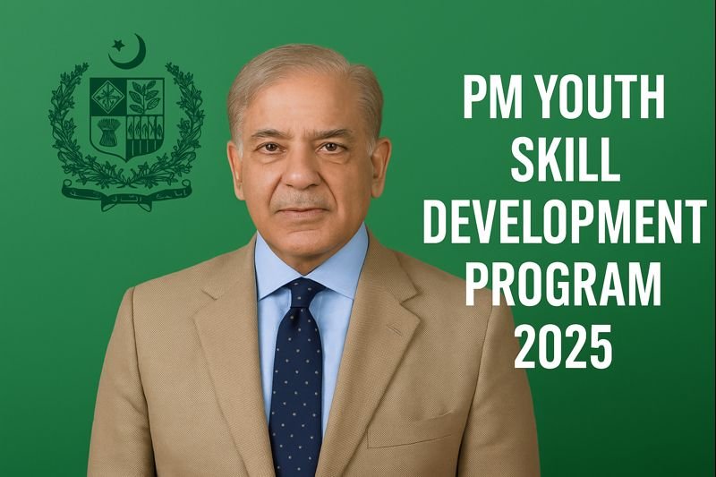 Students enrolling in PM Youth Skill Development Program 2025 free courses and training sessions