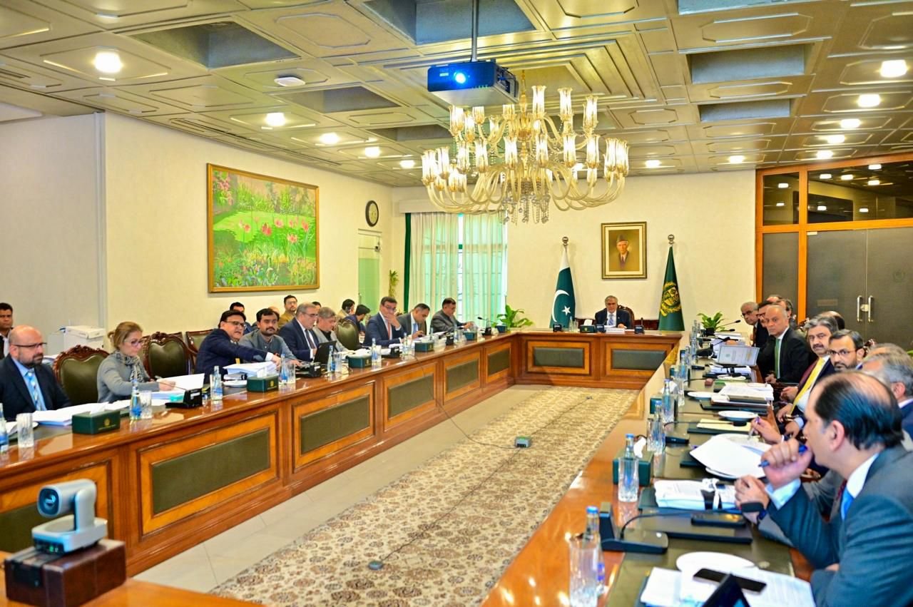 DPM/FM Ishaq Dar approves key steps for PIACL privatization at CCoP meeting