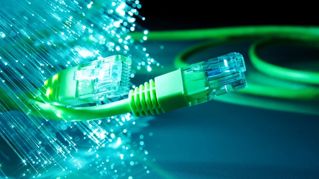 Officials discuss Pakistan’s Fiberization Policy and plans for nationwide broadband expansion.