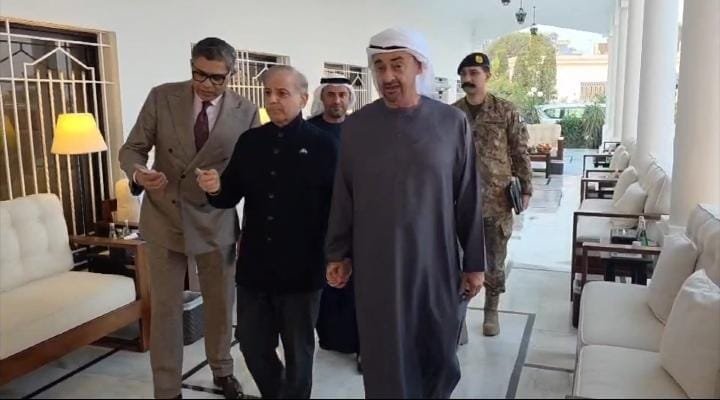 PM Shehbaz Sharif meets UAE President Sheikh Mohamed bin Zayed to strengthen bilateral cooperation