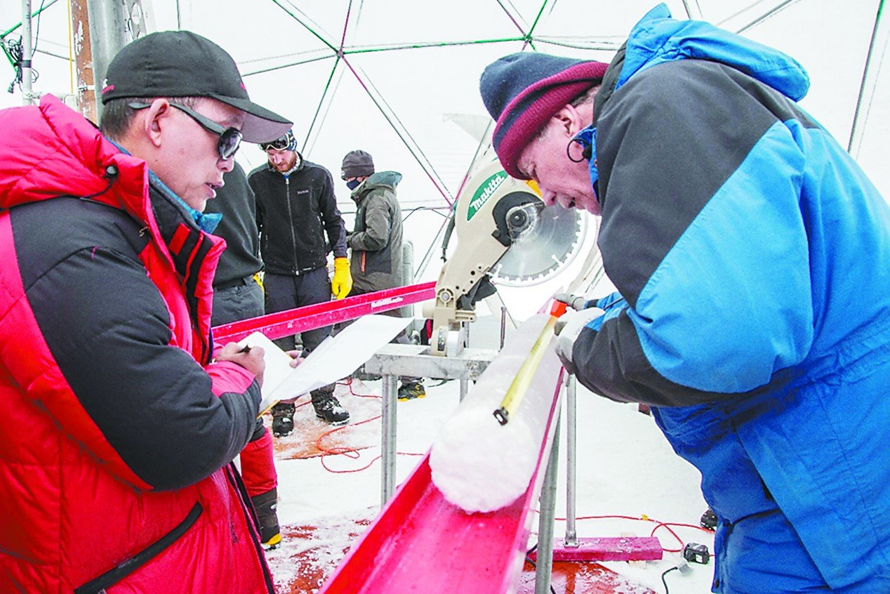 American glaciologist decodes secrets of glaciers on Qinghai-Xizang Plateau