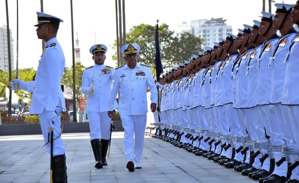 Pakistan Navy chief Admiral Naveed Ashraf meeting Royal Malaysian Navy leadership during his official visit to Malaysia.