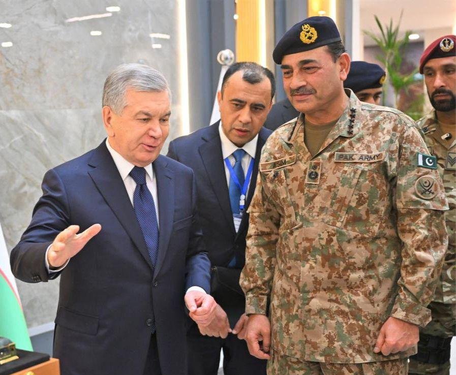 Uzbek President Shavkat Mirziyoyev tours Pakistan’s GIDS facility to explore defence cooperation.
