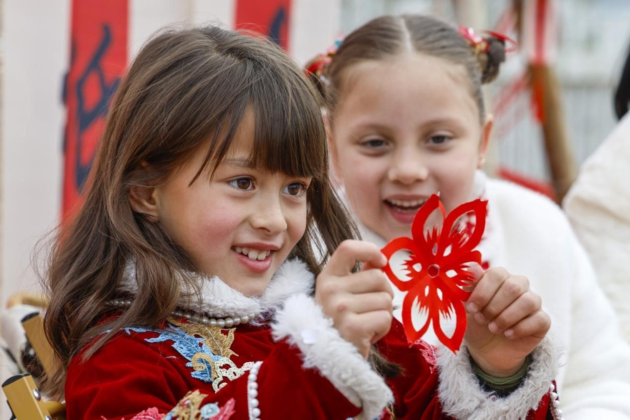 Understanding China requires both historical and developmental perspectives