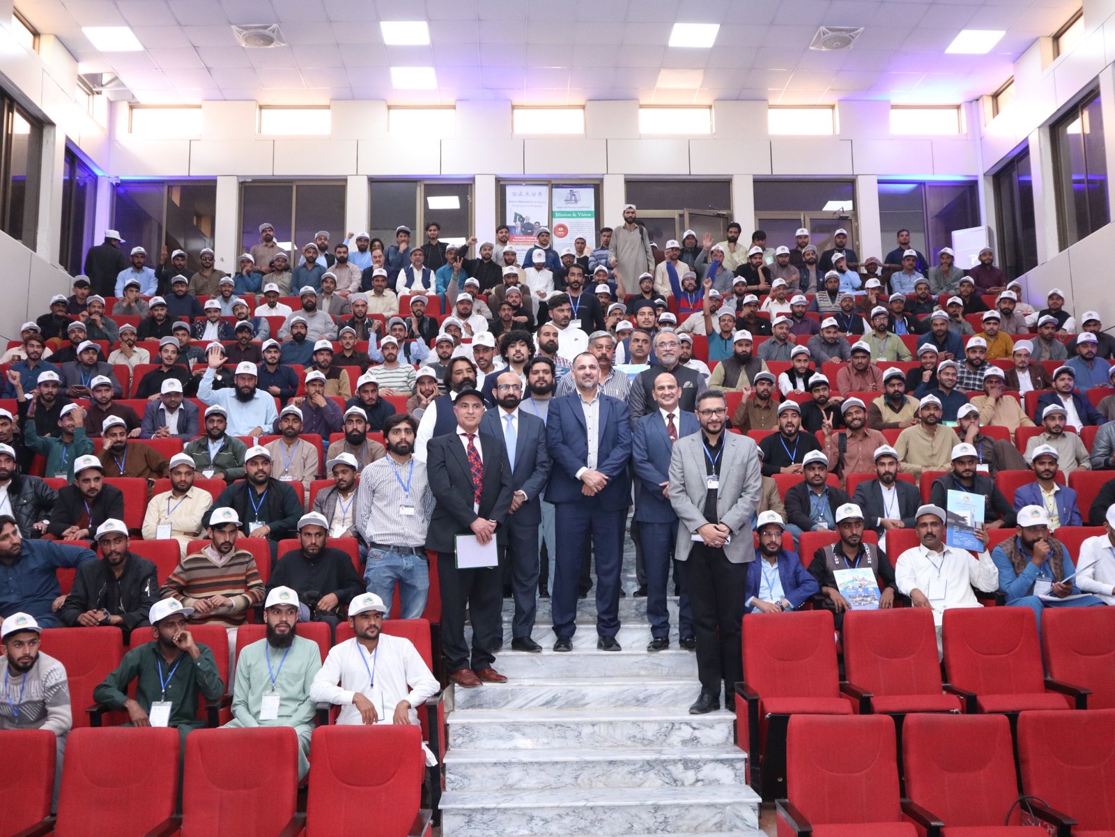 Government facilitates overseas jobs for 400 Pakistani youth in Saudi Arabia