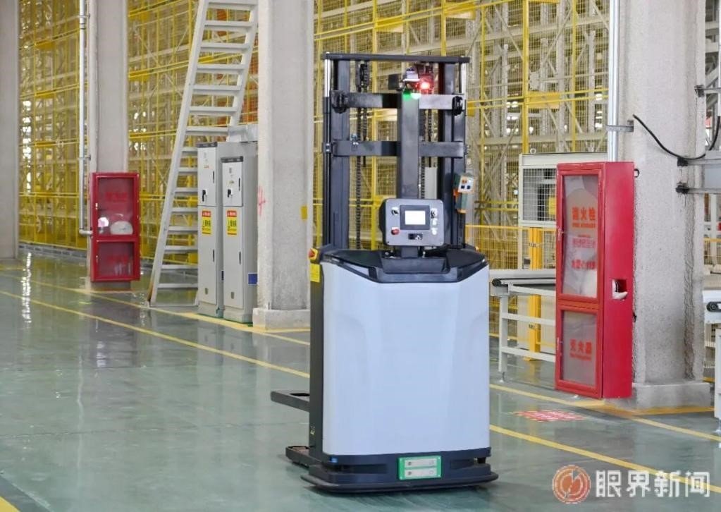 Shared factories boost efficiency, reduce costs in Urumqi, NW China's Xinjiang