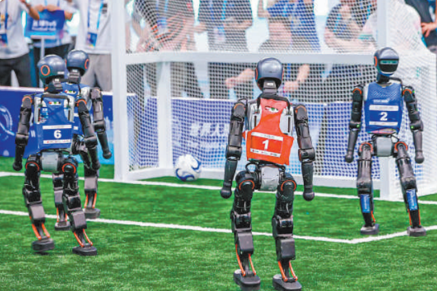 Chinese team turns humanoid robots into 'football stars' 2 Chinese team turns humanoid robots into ‘football stars’