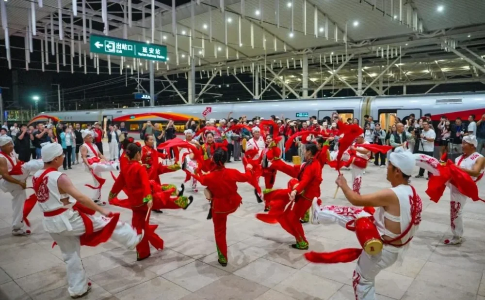 A high speed railway traces the legacy of the Long March